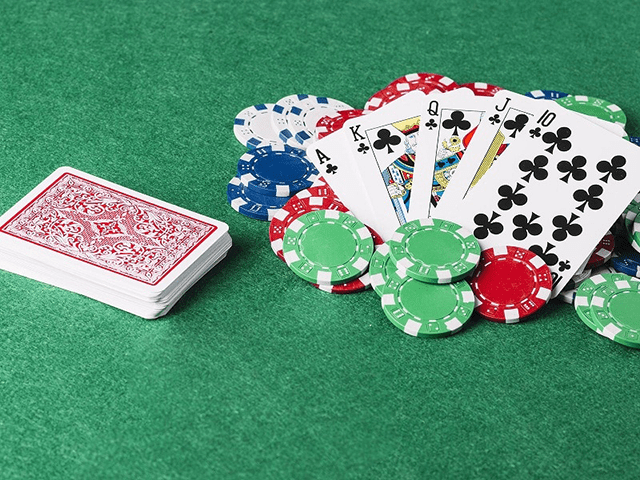 Những cách kết hợp bài trong game bài cá cược Poker